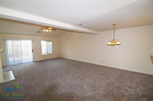 Building Photo - 14676 Excaliber Ct