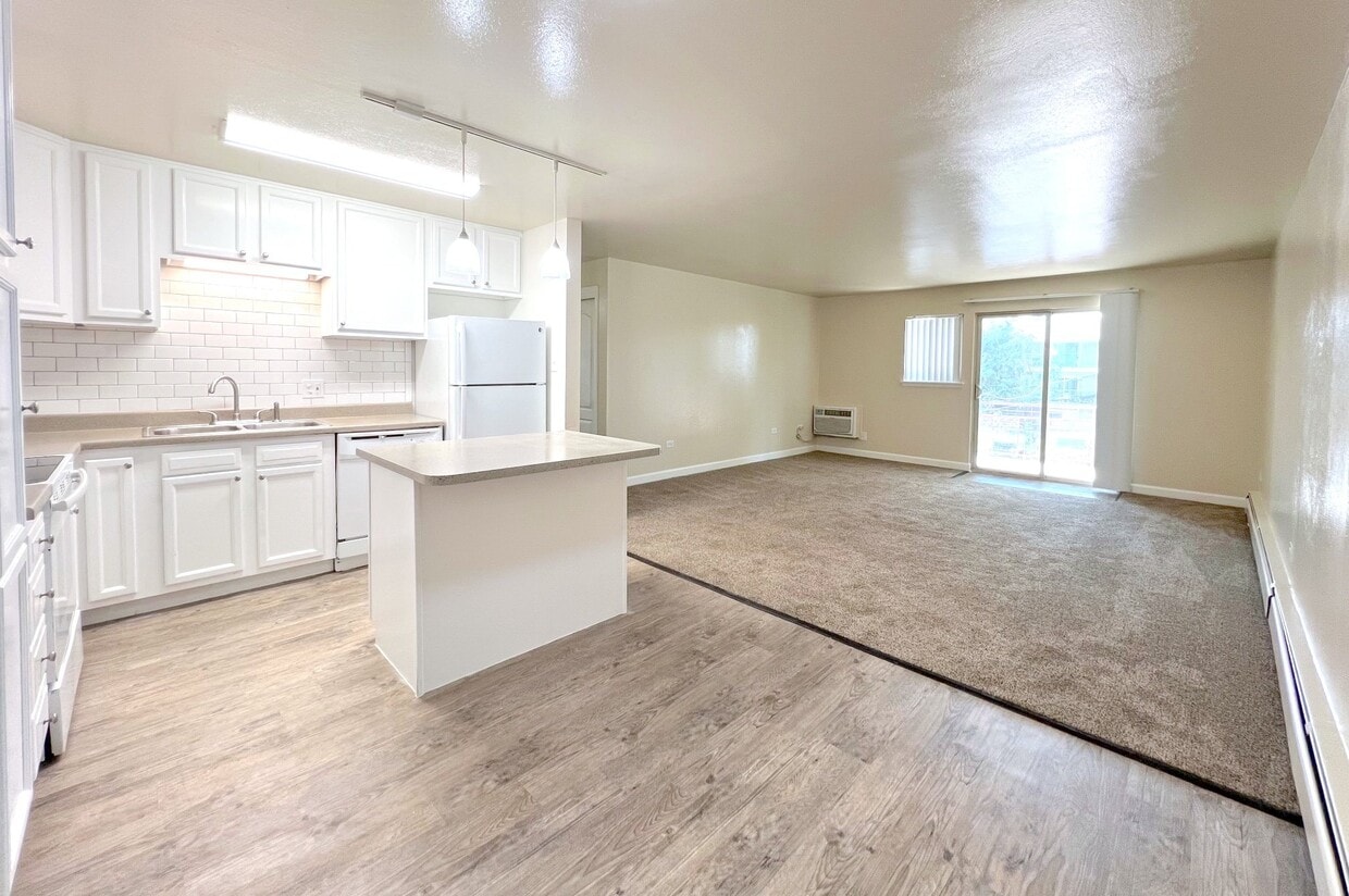 Photo - 1375 Everett Ct (Lakewood, CO)