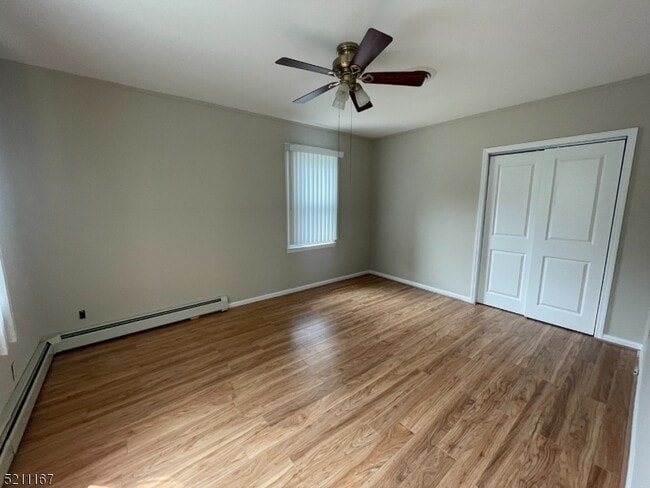 Foto del edificio - 50 Myrtle Ave