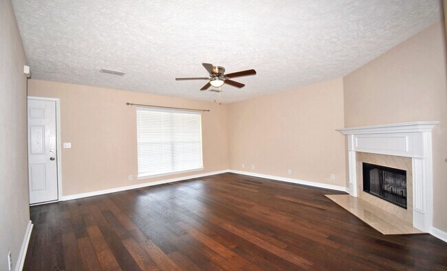 Building Photo - Gorgeous 3BR/2.5BA available, garage, nice...