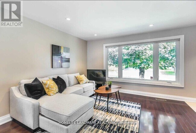 Building Photo - 286 Gells Rd