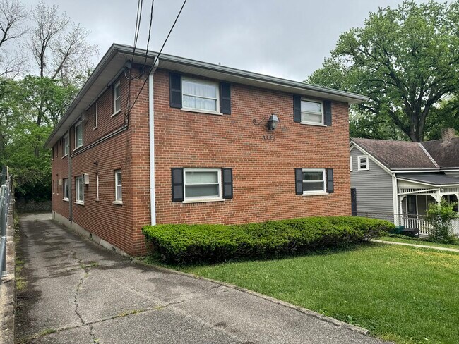 Foto del edificio - 3992 Ballard Ave