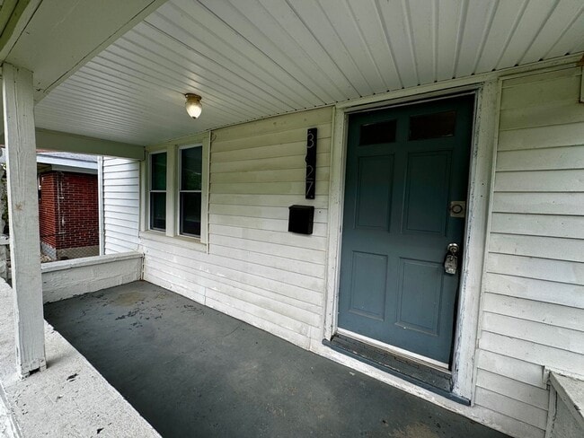 Building Photo - 3627 Parthenia Ave