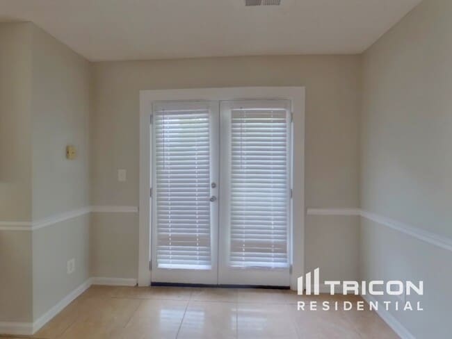 Building Photo - 134 Hunters Chase