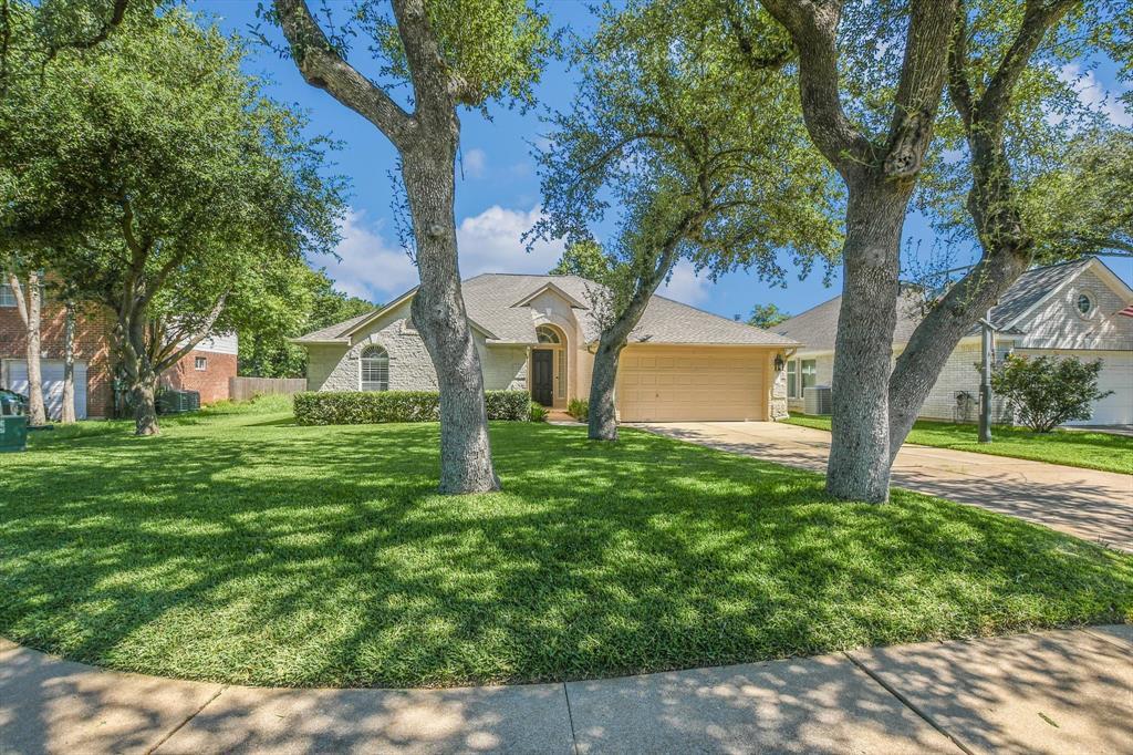 Foto principal - 2306 Oakshire Cove