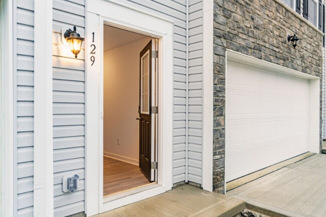 Foto del edificio - 129 Dusky Willow Dr