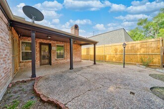 Building Photo - 7838 Vickijohn Dr