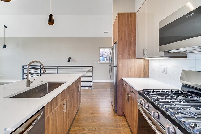 Photo - 1734 West Cullerton Street #3 Apartment