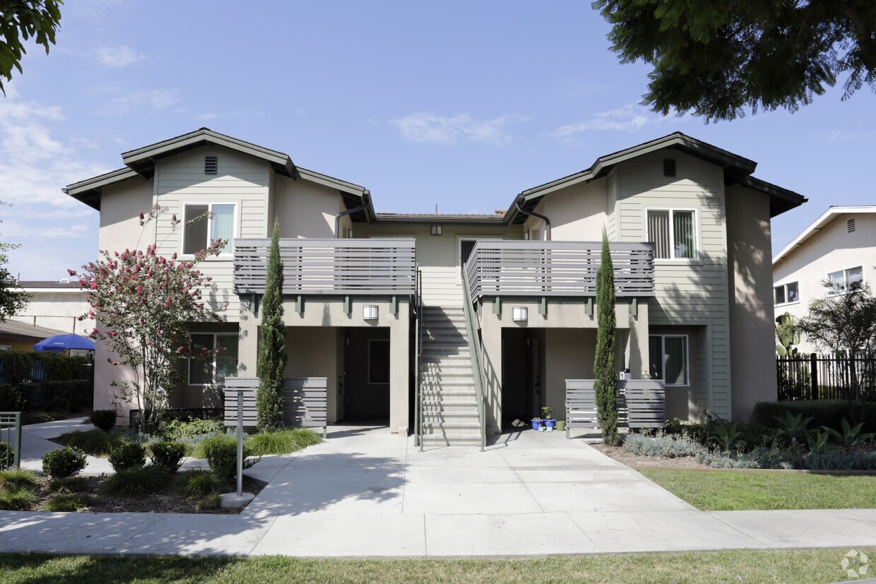Building Photo - Avon Dakota (Phase I)