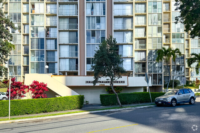 Building Photo - Hale O Kalani Towers