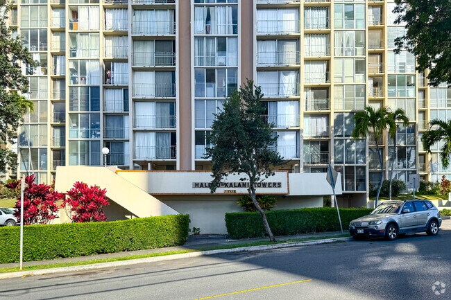 Foto del edificio - Hale O Kalani Towers