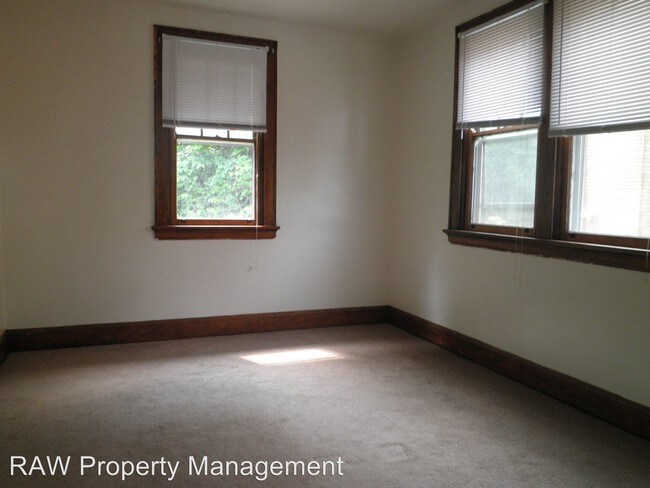 Foto del edificio - 1239-1241 Rutledge Ave