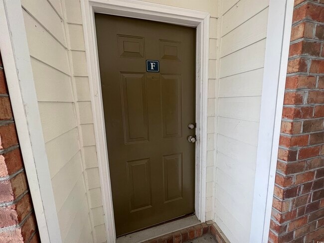 Foto del edificio - 2057 Silvercrest Dr