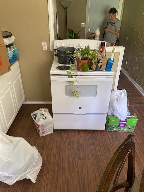 Building Photo - 3049 NE 15th St