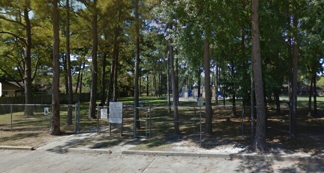 Building Photo - 2911 Hummingbird Ln