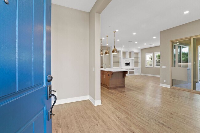 Foto del edificio - Gated 55 and older 3 bedroom 2 bathroom Ovation at Flora Park