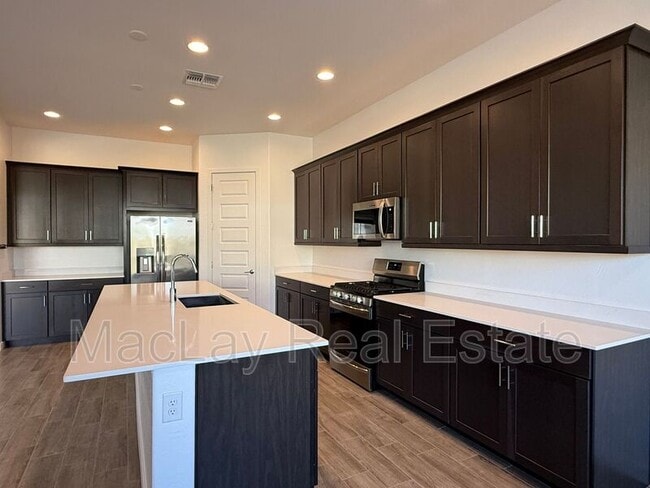 Foto del edificio - 2996 E Birdsong Ave