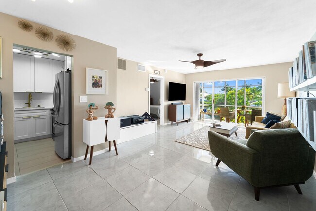 Foto del edificio - 3000 NE 16th Ave