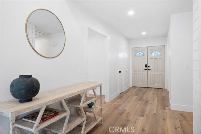 Foto del edificio - 25475 Nicks Ave