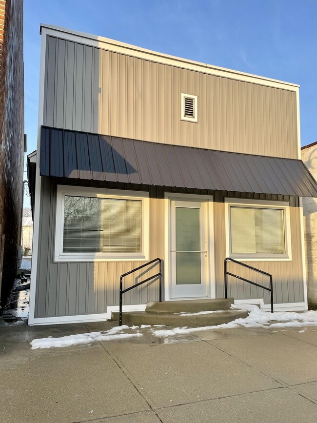Building Photo - 6067 Linfield Ave SE