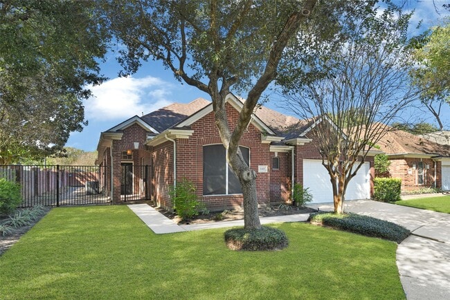 Foto del edificio - 6403 Parkriver Crossing