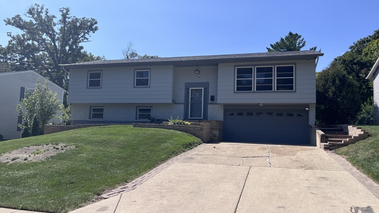 Foto principal - 110 Woodcrest Cir