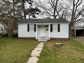 Building Photo - 4725 Orchid St