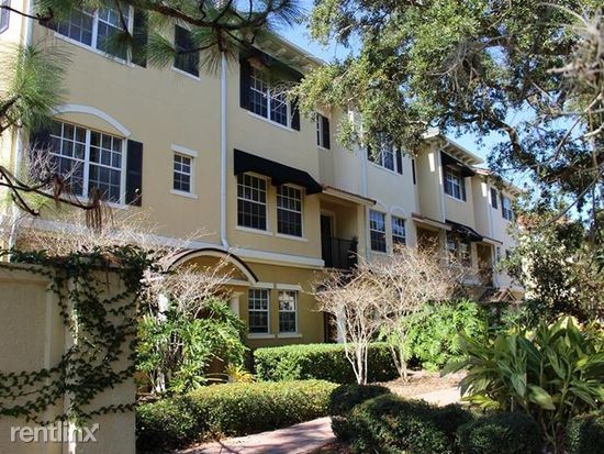 Foto del edificio - 508 Jasmine Way