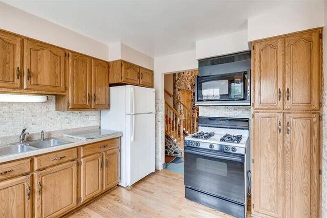 Foto del edificio - 8147 N. Chester Ave, Niles, IL, 60714