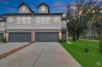 Building Photo - 3814 Lakewood Dr