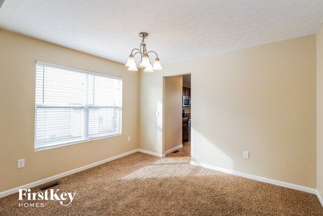 Building Photo - 7441 Hargus Dr