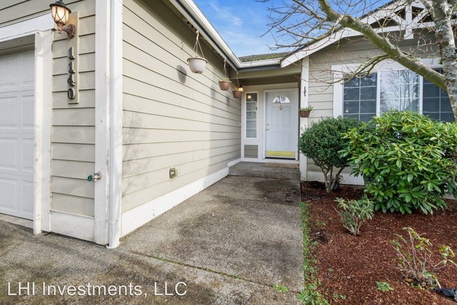 Building Photo - 3 br, 2 bath House - 1140 VILLANOVA STREET