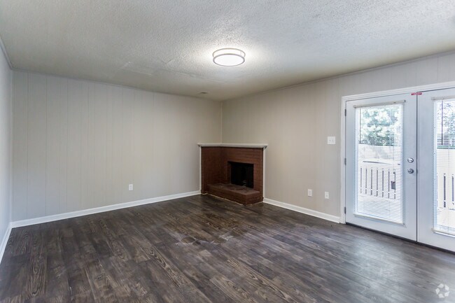 2 HAB, 1.5 BA - 1,300 ft² - Sala de estar - Emerald Pointe-New
