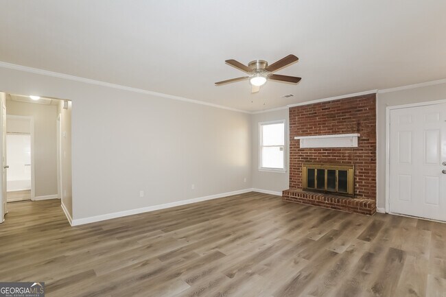 Building Photo - 2117 Tiffany Trail