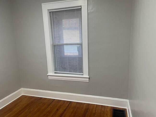 Foto del edificio - 3 bedroom 1 bath House in Roanoke County