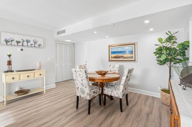 Building Photo - 3575 S Ocean Blvd