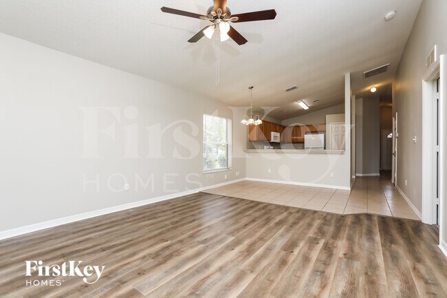 Foto del edificio - 1683 Christopher St