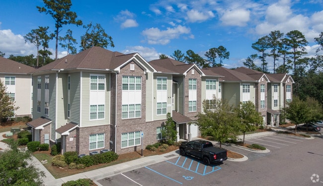 Building Photo - Arbor Village