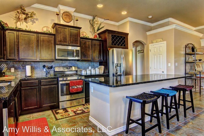 Building Photo - 3213 Wood Creek Dr