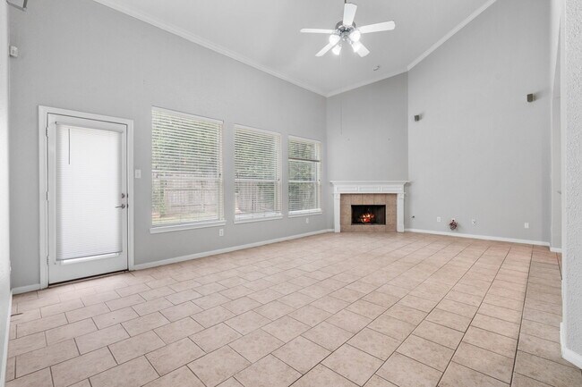 Foto del edificio - 42 Ebony Oaks Pl