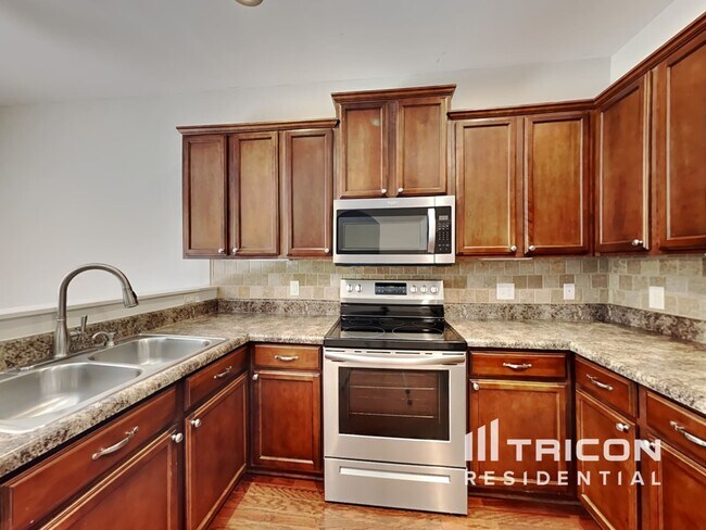 Foto del edificio - 127 Bethany Manor Dr