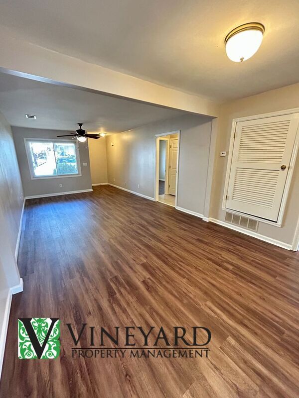 Foto del edificio - 7015 Sand Wedge Cir