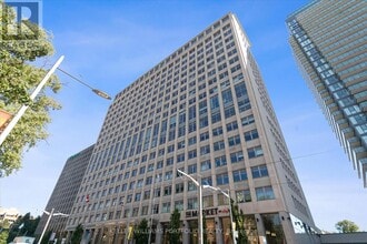 Building Photo - 111 St Clair Ave W
