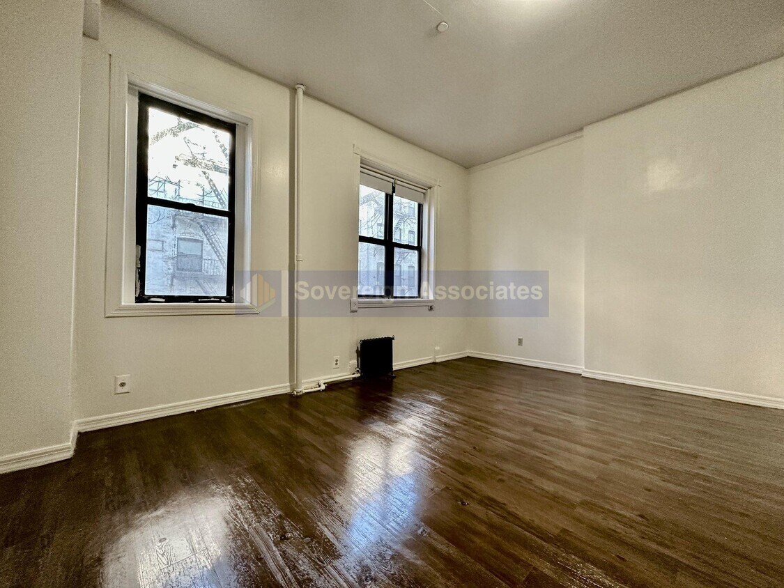 Primary Photo - 257 West 113th Street