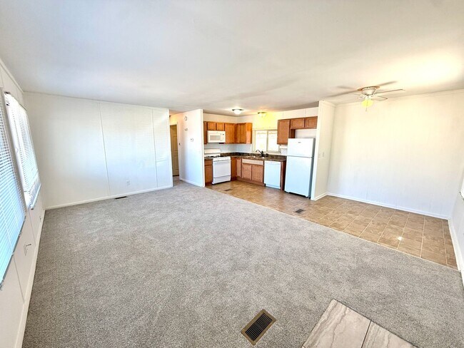 Foto del edificio - Newly Remodeled 2 Bedroom 2 Bathroom Home!- Available Now