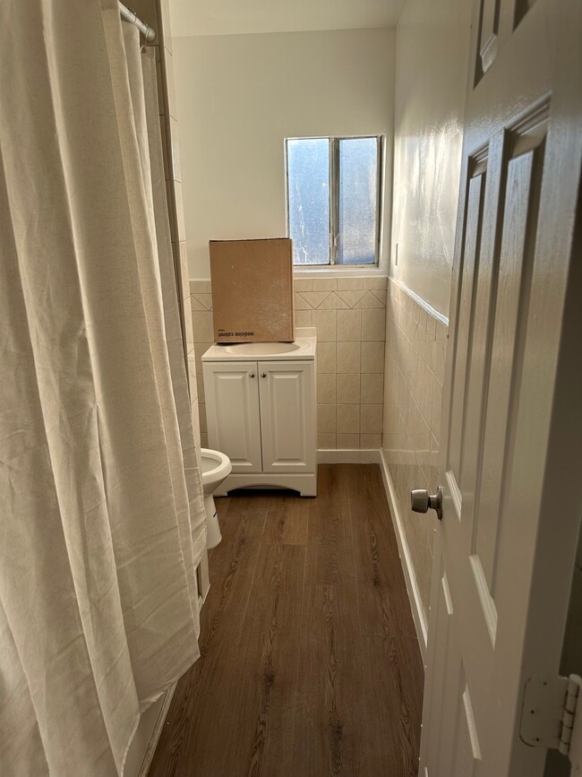 Building Photo - 6321 Miles Ave