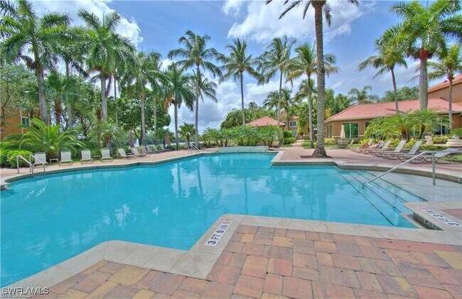 Foto del edificio - 1210 Reserve Way