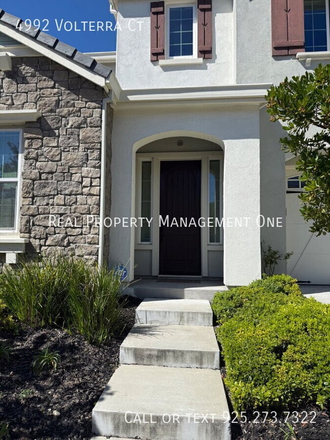 Building Photo - 4992 Volterra Ct