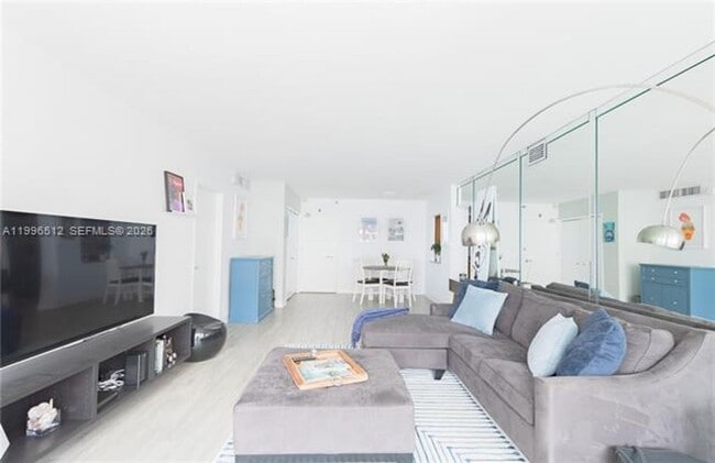 Photo - 5161 Collins Ave Apartment