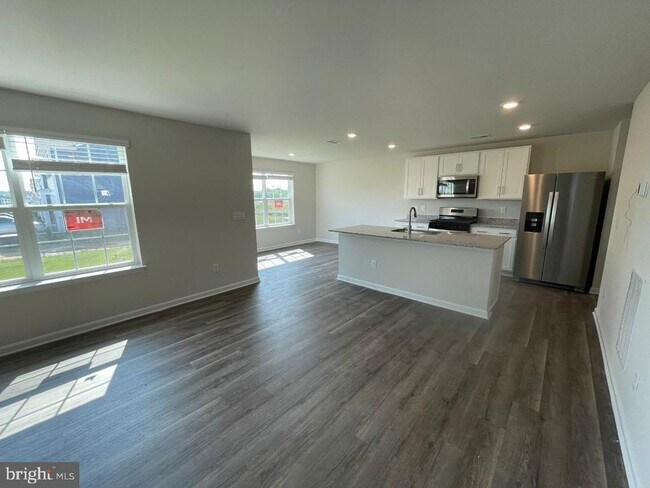 Building Photo - 168 Hamstead Dr